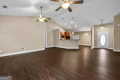 1502 Commonwealth Circle, Newnan, GA 30263 - Photo 7