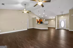 1502 Commonwealth Cir, Newnan, GA 30263 - Photo 7