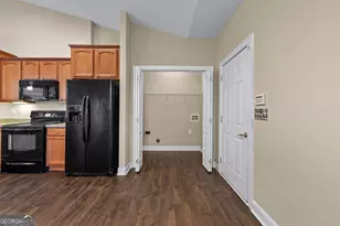 1502 Commonwealth Cir, Newnan, GA 30263 - Photo 11