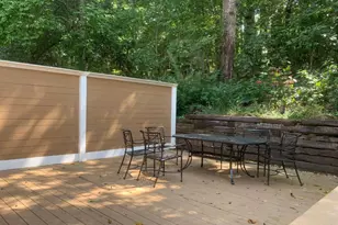 1652 Grist Mill Dr, Marietta, GA 30062 - Photo 15