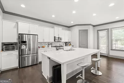 1820 Stephanie Trail, Atlanta, GA 30329 - Photo 15