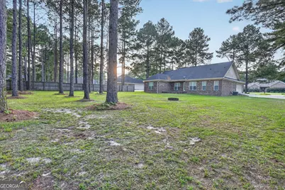 136 Sweet Briar Trail, Statesboro, GA 30461 - Photo 5
