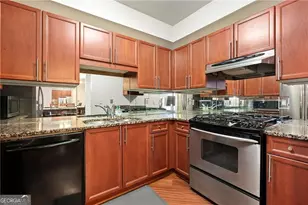 4244 River Green Dr NW, Atlanta, GA 30327 - Photo 11