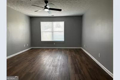9302 Fairington Ridge Circle, Lithonia, GA 30038 - Photo 3