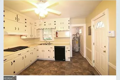 3461 Lee Street, College Park, GA 30337 - Photo 9