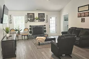 2277 NE Grassy Springs Ct, Conyers, GA 30012 - Photo 3