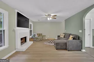 8011 Huntcliff Rd, Woodstock, GA 30189 - Photo 13