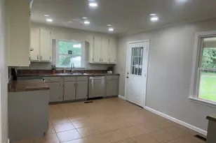 1300 Stonewall St, Dublin, GA 31021 - Photo 35