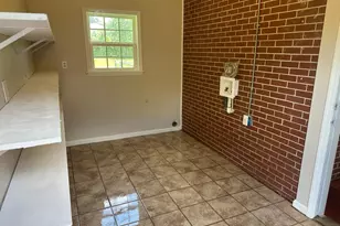1300 Stonewall St, Dublin, GA 31021 - Photo 5