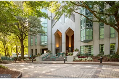 2870 Pharr Court South NW #1109, Atlanta, GA 30305 - Photo 3