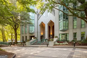2870 Pharr Ct South NW, Atlanta, GA 30305 - Photo 3