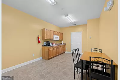 1135 E Hiawatha Street, Metter, GA 30439 - Photo 23