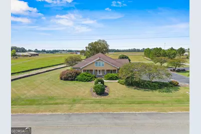 1135 E Hiawatha Street, Metter, GA 30439 - Photo 47