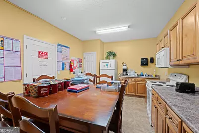 1135 E Hiawatha Street, Metter, GA 30439 - Photo 33
