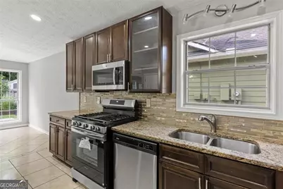 4680 Sterling Oaks Court, Lilburn, GA 30047 - Photo 21