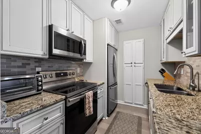 23314 Plantation Drive NE # 314, Atlanta, GA 30324 - Photo 11