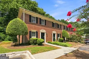 136 Sterling Ct, Alpharetta, GA 30004 - Photo 1
