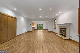 3886 Harts Mill Ln, Brookhaven, GA 30319 - Photo 5
