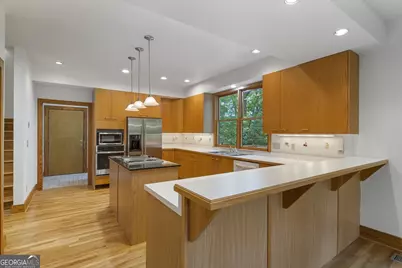 3886 Harts Mill Lane, Brookhaven, GA 30319 - Photo 15