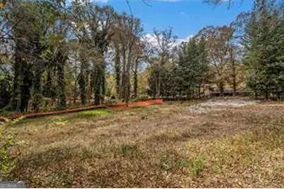 883 Mountain View Drive, Stone Mountain, GA 30083 - Photo 5