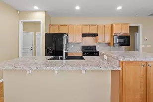 610 Larch Looper Dr, Griffin, GA 30223 - Photo 5