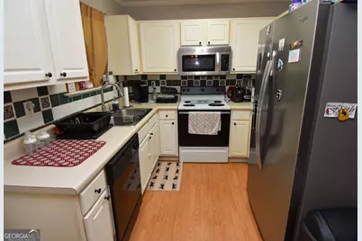 144 Pebble Creek Drive, Jackson, GA 30233 - Photo 17
