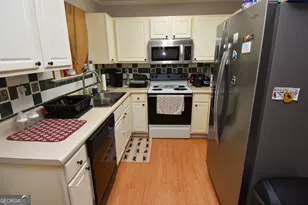 144 Pebble Creek Dr, Jackson, GA 30233 - Photo 17