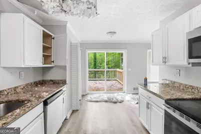 837 Hemingway Road, Stone Mountain, GA 30088 - Photo 7
