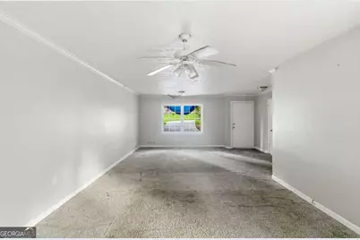 837 Hemingway Road, Stone Mountain, GA 30088 - Photo 3