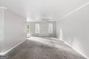 837 Hemingway Rd, Stone Mountain, GA 30088 - Photo 1
