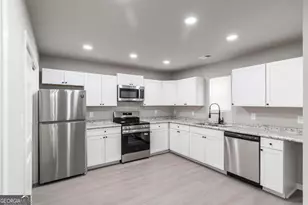 202B West St, Warner Robins, GA 31088 - Photo 9