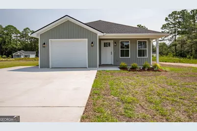 1061 Cassina Garden Way, Darien, GA 31305 - Photo 1