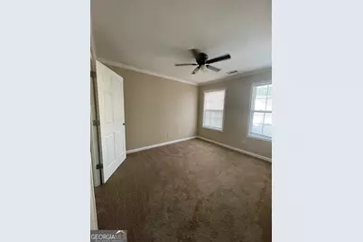 282 Village Drive, Loganville, GA 30052 - Photo 13