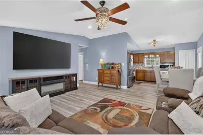 903 B Poplar Street, Guyton, GA 31312 - Photo 7