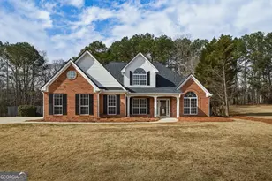 122 Shadow Lake Dr, Conyers, GA 30094 - Photo 1