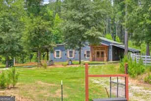 239 Jeremy Dr, Colbert, GA 30628 - Photo 1