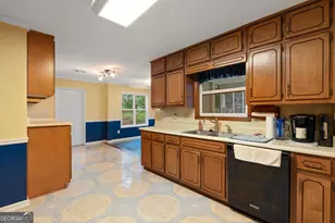 302 Iron Horse Way, Stockbridge, GA 30281 - Photo 13