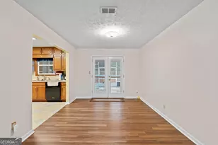 302 Iron Horse Way, Stockbridge, GA 30281 - Photo 11
