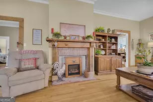 104 Veazey St, Union Point, GA 30669 - Photo 7