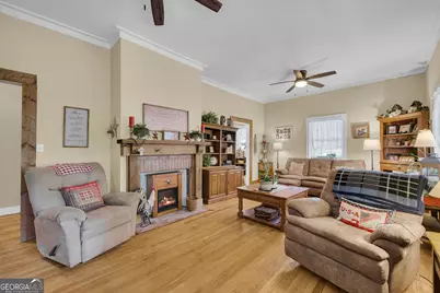 104 Veazey Street, Union Point, GA 30669 - Photo 3