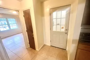 291 Terry Ct, Riverdale, GA 30274 - Photo 17