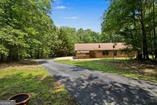 241 Busbin Rd, Fayetteville, GA 30215 - Photo 5