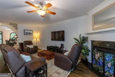 5561 Julian Place, Atlanta, GA 30342 - Photo 11