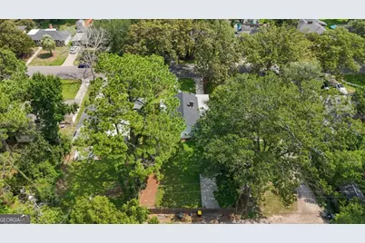 209 E 65th Street, Savannah, GA 31405 - Photo 53
