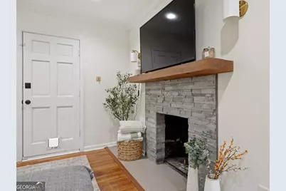 209 E 65th Street, Savannah, GA 31405 - Photo 19