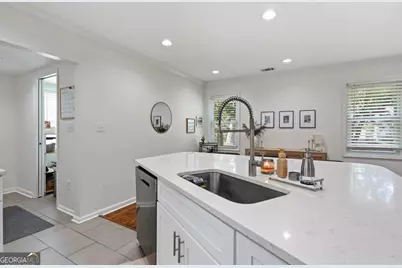 209 E 65th Street, Savannah, GA 31405 - Photo 15