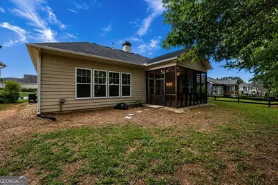 1067 Creekwood Circle, Madison, GA 30650 - Photo 31