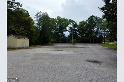 4870 Lamb Avenue, Union Point, GA 30669 - Photo 3