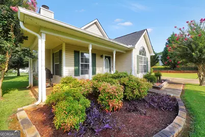 1130 Larkspur Drive, Locust Grove, GA 30248 - Photo 7