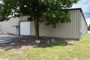 480 Sibley Ave, Union Point, GA 30669 - Photo 1